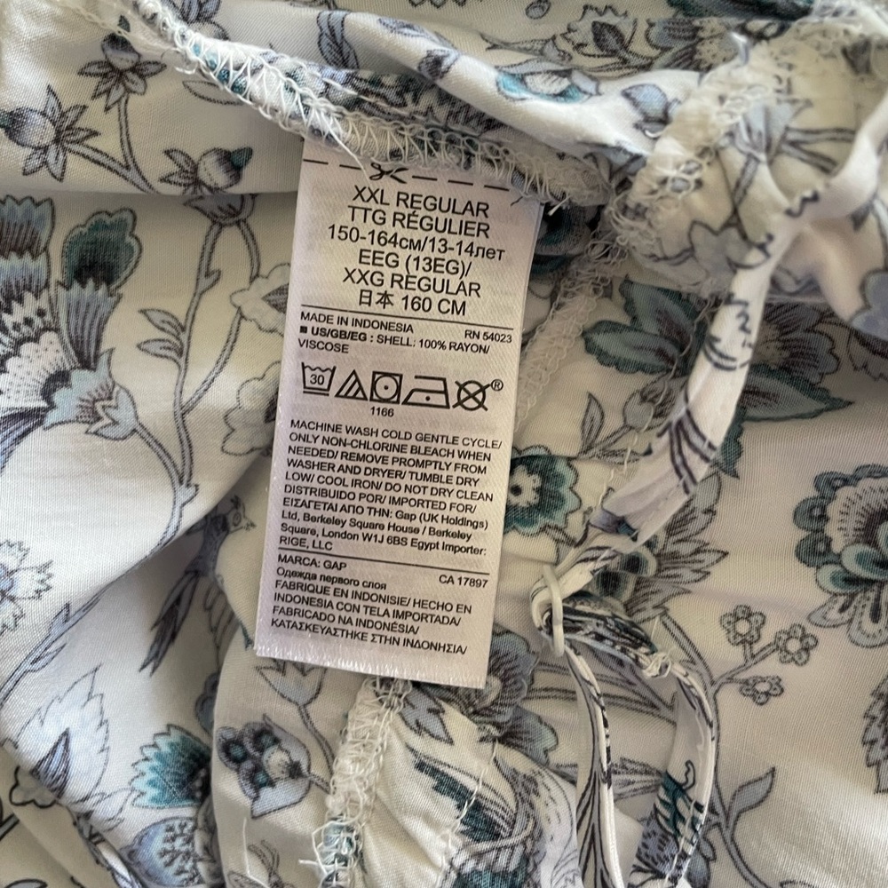 Gap Kids Girl Floral Romper - Picture 7 of 7